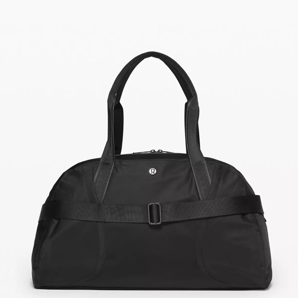 lululemon out of range duffle